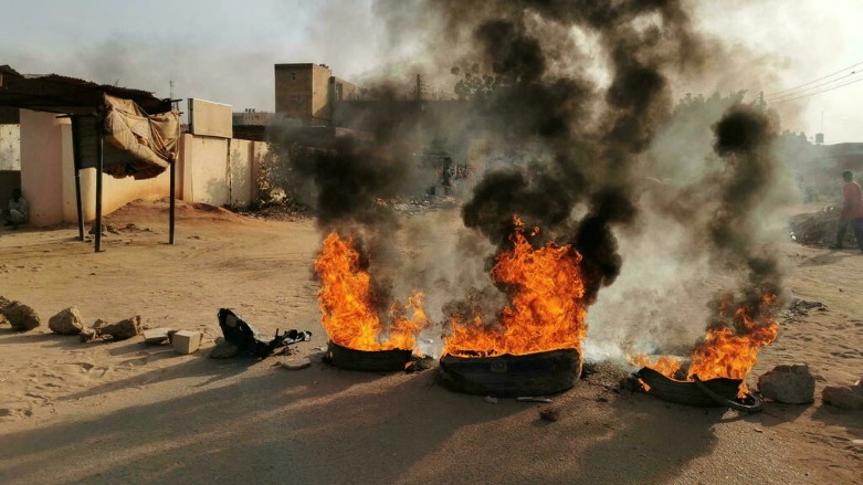 سقوط قتلى وجرحى خلال مظاهرات "الانقلاب" في السودان